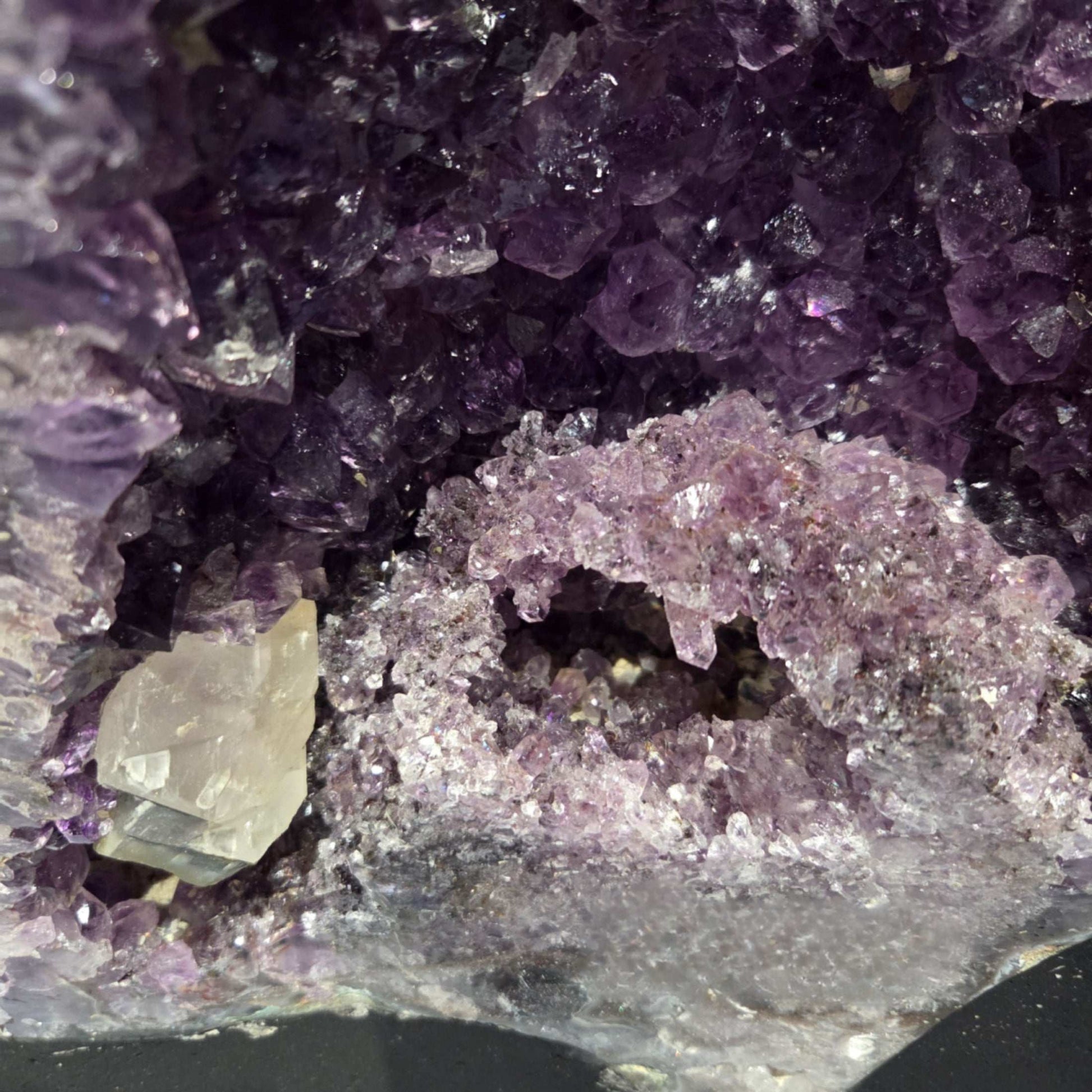 Image for amethist-geoden-groot-nr06-648-kg_2.jpg
